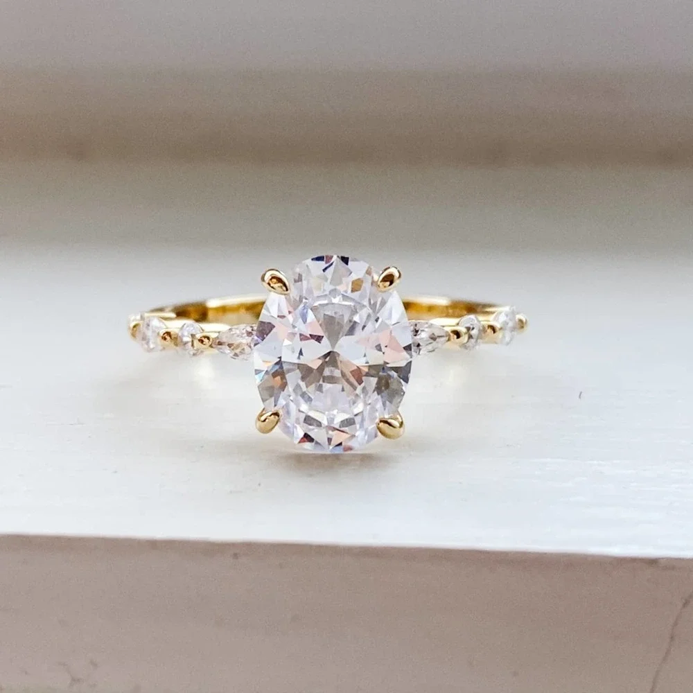 925 Sterling Silver 2 Ct Oval Halo CZ Diamond Ring - Picture 7 of 7